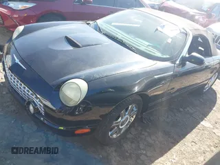 2005 Ford Thunderbird Deluxe with VIN 1FAHP60A15Y105185, listed as a IAAI auction lot 41807862 with 1 mi miles. Bid and sale history available at carsss.com. Image 2.