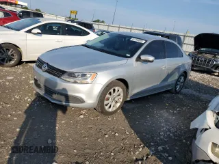 2013 Volkswagen Jetta SE с VIN 3VWDX7AJ6DM401470, выставлен на аукционе Copart как лот 62398095 с пробегом 173 220 миль миль и Списание • Salvage title. История ставок и продаж доступна на DreamBid. Изображение 1.