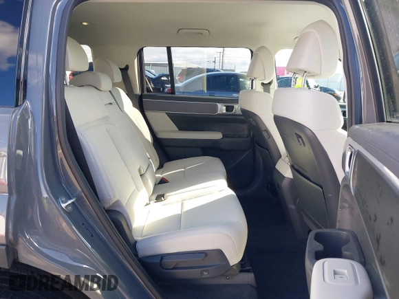 2024 Hyundai Santa Fe SE with VIN 5NMP1DGL9RH052548, listed as a IAAI auction lot 41522794 with 8,718 mi miles and . Bid and sale history available at DreamBid. Image 8.