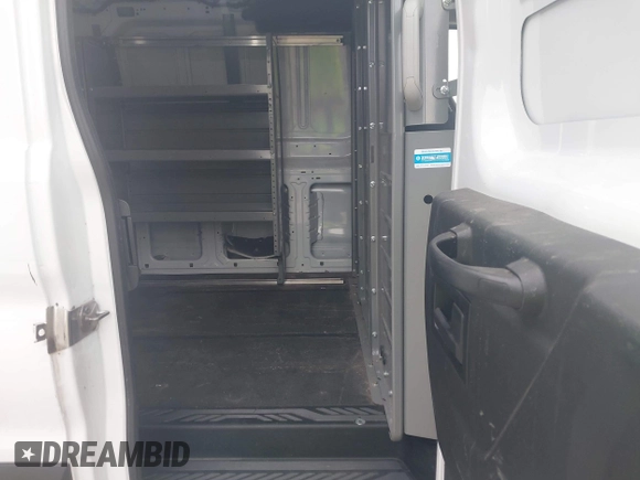 2020 Ford Transit Cargo с VIN 1FTBR1Y84LKA03622, выставлен на аукционе IAAI как лот 41966900 с пробегом 117 059 миль миль и . История ставок и продаж доступна на DreamBid. Изображение 8.