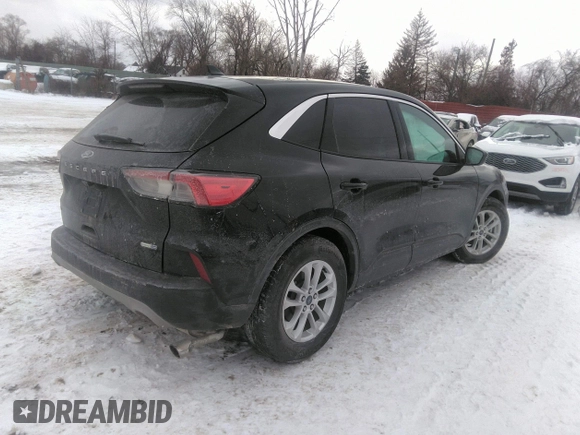 2020 Ford Escape SE with VIN 1FMCU9G68LUB64783, listed as a IAAI auction lot 41605576 with 29,588 mi miles and . Bid and sale history available at DreamBid. Image 4.