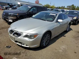 2004 BMW 6 Series 645Ci with VIN WBAEH73464B189718, listed as a Copart auction lot 71392644 with 122,373 mi miles and Salvage Title. Bid and sale history available at carsss.com. Image 1.