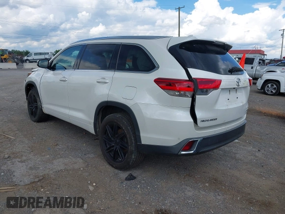 2017 Toyota Highlander Limited with VIN 5TDYZRFH6HS222576, listed as a IAAI auction lot 42405961 with 97,148 mi miles and . Bid and sale history available at DreamBid. Image 3.
