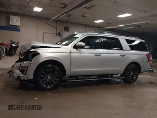 2019 Ford Expedition Max Limited z VIN 1FMJK2AT8KEA38399, wystawiony jako IAAI lot #41887955 z przebiegiem 108 631 mil mil oraz . Historia ofert i sprzedaży dostępna na DreamBid. Obrazek 14.