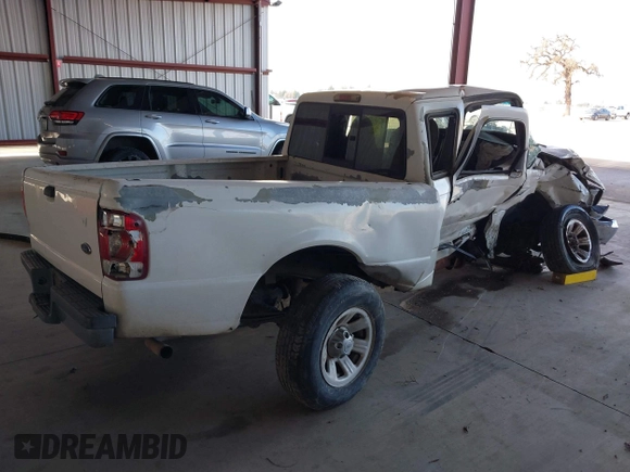 2000 Ford Ranger XL with VIN 1FTYR14C8YPC08441, listed as a IAAI auction lot 41261747 with 258,755 mi miles. Bid and sale history available at carsss.com. Image 4.