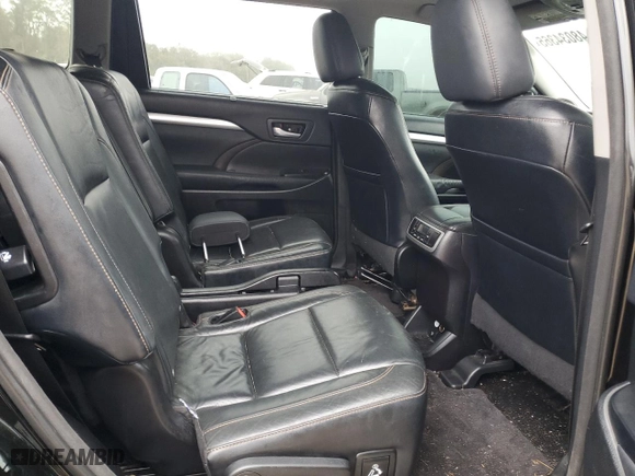 2014 Toyota Highlander XLE with VIN 5TDKKRFH0ES024775, listed as a Copart auction lot 48034365 with 98,104 mi miles and Clean Title. Bid and sale history available at carsss.com. Image 11.