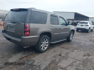 2013 GMC Yukon Denali z VIN 1GKS2EEF1DR364298, wystawiony jako IAAI lot #42184663 z przebiegiem 174 910 mil mil oraz . Historia ofert i sprzedaży dostępna na DreamBid. Obrazek 4.
