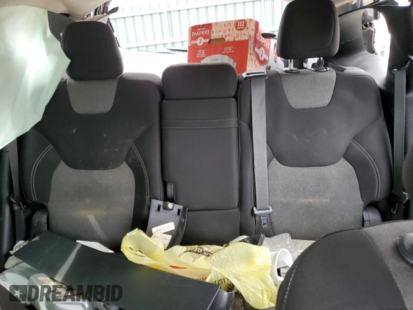 2014 Jeep Cherokee Altitude with VIN 1C4PJMCB6EW273268, listed as a Copart auction lot 53517545 with 225,774 mi miles and Salvage Title. Bid and sale history available at DreamBid. Image 10.