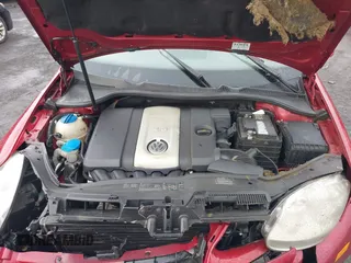 2006 Volkswagen Jetta 2.5L z VIN 3VWSF71KX6M681223, wystawiony jako IAAI lot #41645643 z przebiegiem 72 631 mil mil oraz . Historia ofert i sprzedaży dostępna na DreamBid. Obrazek 10.