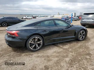 2022 Audi e-tron GT Premium Plus z VIN WAUCJBFW8N7001359, wystawiony jako Copart lot #50033824 z przebiegiem 16 630 mil mil oraz . Historia ofert i sprzedaży dostępna na DreamBid. Obrazek 3.
