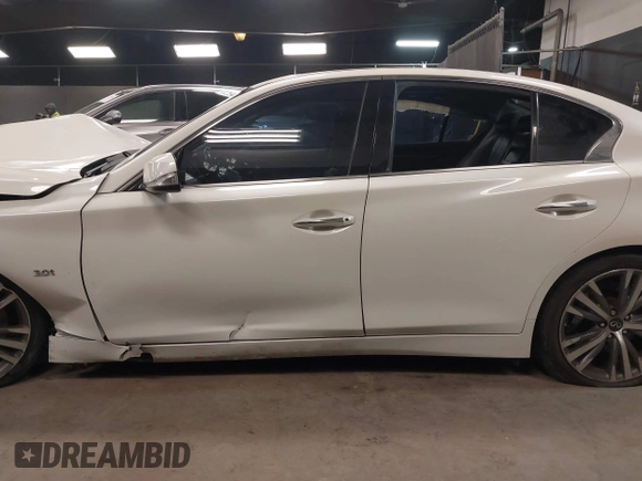 2020 Infiniti Q50 3.0t SPORT with VIN JN1EV7AR7LM253846, listed as a IAAI auction lot 41305150 with 45,560 mi miles. Bid and sale history available at carsss.com. Image 14.