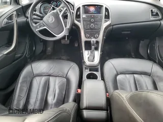2015 Buick Verano Group z VIN 1G4PS5SK4F4169911, wystawiony jako Copart lot #50196645 z przebiegiem 167 579 mil mil oraz Szkoda całkowita • Salvage title. Historia ofert i sprzedaży dostępna na DreamBid. Obrazek 8.