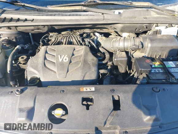 2011 Kia Sedona EX with VIN KNDMH4C71B6396661, listed as a IAAI auction lot 41412771 with 175,192 mi miles. Bid and sale history available at carsss.com. Image 10.
