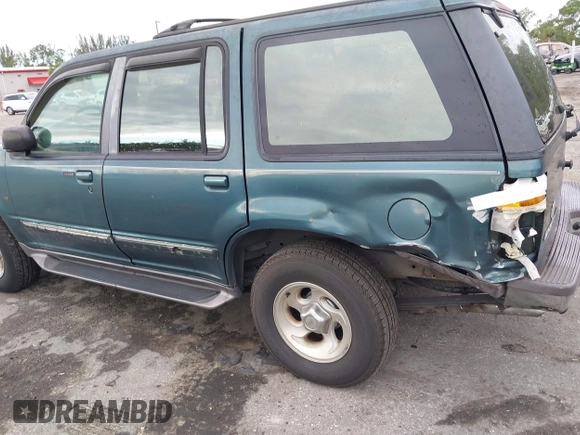 1997 Ford Explorer XLT with VIN 1FMDU32P3VZB34002, listed as a IAAI auction lot 41620592 with 227,461 mi miles and . Bid and sale history available at DreamBid. Image 6.