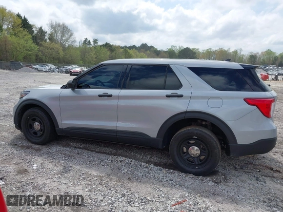 2023 Ford Police Interceptor Utility z VIN 1FM5K8ABXPGA35608, wystawiony jako IAAI lot #41857142 z przebiegiem 24 094 mil mil oraz . Historia ofert i sprzedaży dostępna na DreamBid. Obrazek 14.