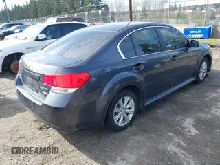 2012 Subaru Legacy 2.5i z VIN 4S3BMBA60C3022501, wystawiony jako IAAI lot #41665556 z przebiegiem 179 134 mil mil oraz . Historia ofert i sprzedaży dostępna na DreamBid. Obrazek 4.