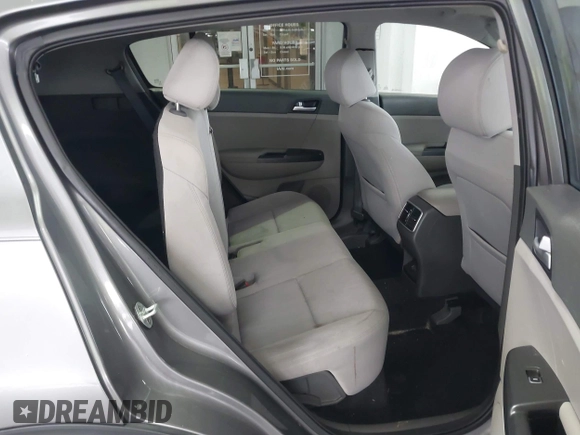 2019 Kia Sportage LX with VIN KNDPM3AC0K7561130, listed as a IAAI auction lot 41391657 with 152,728 mi miles and . Bid and sale history available at carsss.com. Image 8.