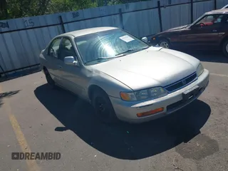 1986 Honda Accord z VIN JHMBA7446GC103247, wystawiony jako IAAI lot #42472596 z przebiegiem 266 095 mil mil oraz . Historia ofert i sprzedaży dostępna na DreamBid. Obrazek 1.