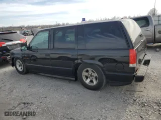 2000 Chevrolet Tahoe Limited with VIN 1GNEC13R8YR160994, listed as a Copart auction lot 49612635 with 207,062 mi miles and Salvage Title. Bid and sale history available at carsss.com. Image 2.