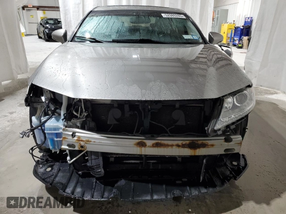 2015 Lexus ES 330 with VIN JTHBK1GG8F2201135, listed as a Copart auction lot 52080285 with 95,544 mi miles and Salvage Title. Bid and sale history available at DreamBid. Image 5.
