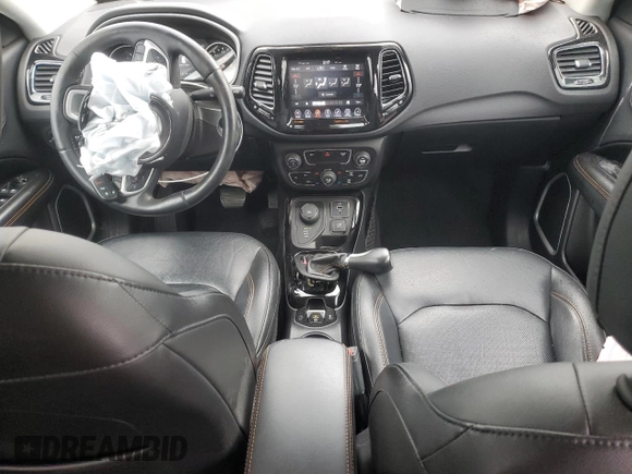2018 Jeep Compass Limited with VIN 3C4NJDCBXJT360534, listed as a Copart auction lot 52003225 with 52,114 mi miles and Clean Title. Bid and sale history available at carsss.com. Image 8.