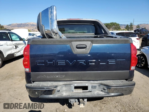 2005 Chevrolet Avalanche Z71 with VIN 3GNEK12Z75G211286, listed as a Copart auction lot 76143034 with 433,502 mi miles and Salvage Title. Bid and sale history available at DreamBid. Image 6.