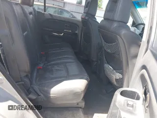 2005 Honda Pilot EX-L z VIN 5FNYF18595B052680, wystawiony jako IAAI lot #42473681 z przebiegiem 280 291 mil mil oraz . Historia ofert i sprzedaży dostępna na DreamBid. Obrazek 8.