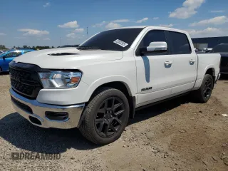 2020 Ram 1500 Laramie z VIN 1C6SRFJT3LN309356, wystawiony jako Copart lot #62882365 z przebiegiem 50 081 mil mil oraz Czysty tytuł • Clean title. Historia ofert i sprzedaży dostępna na DreamBid. Obrazek 1.