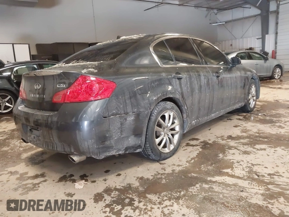 2008 Infiniti G35 Sedan x with VIN JNKBV61F28M255154, listed as a IAAI auction lot 41593045 with 243,554 mi miles. Bid and sale history available at carsss.com. Image 4.