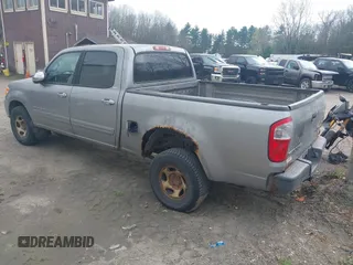 2004 Toyota Tundra SR5 with VIN 5TBDT441X4S442511, listed as a IAAI auction lot 42160328 with 157,997 mi miles and . Bid and sale history available at DreamBid. Image 3.