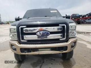 2014 Ford F-250 XL with VIN 1FT7W2BT2EEB50315, listed as a Copart auction lot 61084655 with 268,445 mi miles and Salvage title. Bid and sale history available at DreamBid. Image 5.