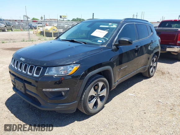 2018 Jeep Compass Altitude z VIN 3C4NJCBB0JT374678, wystawiony jako IAAI lot #42250357 z przebiegiem 56 439 mil mil oraz . Historia ofert i sprzedaży dostępna na DreamBid. Obrazek 17.