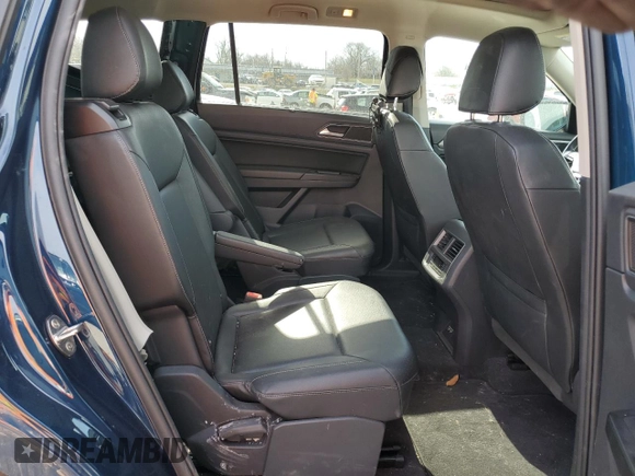 2019 Volkswagen Atlas SEL z VIN 1V2ER2CA7KC609601, wystawiony jako Copart lot #49333045 z przebiegiem 76 179 mil mil oraz Szkoda całkowita • Salvage title. Historia ofert i sprzedaży dostępna na DreamBid. Obrazek 11.