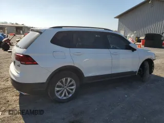 2018 Volkswagen Tiguan S z VIN 3VV0B7AX6JM055941, wystawiony jako Copart lot #47583005 z przebiegiem 99 744 mil mil oraz Szkoda całkowita • Salvage title. Historia ofert i sprzedaży dostępna na DreamBid. Obrazek 3.
