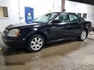 2007 Ford Five Hundred SEL with VIN 1FAHP27177G135508, listed as a Copart auction lot 73894944 with 220,038 mi miles and Salvage Title. Bid and sale history available at carsss.com. Image 1.