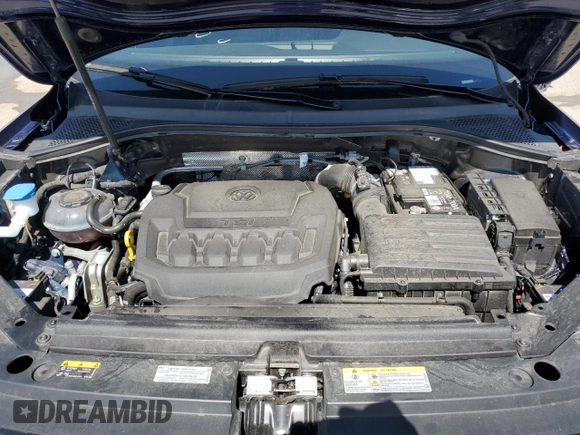 2024 Volkswagen Tiguan SEL R-Line with VIN 3VV4B7AX4RM045227, listed as a Copart auction lot 56002145 with 27,261 mi miles and Salvage title. Bid and sale history available at DreamBid. Image 11.
