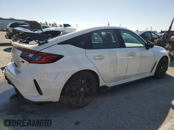 2024 Honda Civic Type R z VIN JHMFL5G40RX004351, wystawiony jako Copart lot #49505845 z przebiegiem 16 288 mil mil oraz Szkoda całkowita • Salvage title. Historia ofert i sprzedaży dostępna na DreamBid. Obrazek 3.