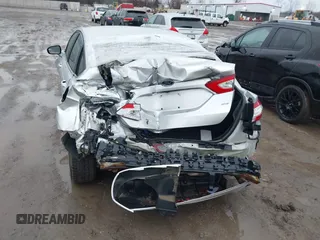 2016 Ford Fusion SE with VIN 1FA6P0H76G5112392, listed as a IAAI auction lot 41835584 with 164,607 mi miles. Bid and sale history available at carsss.com. Image 12.