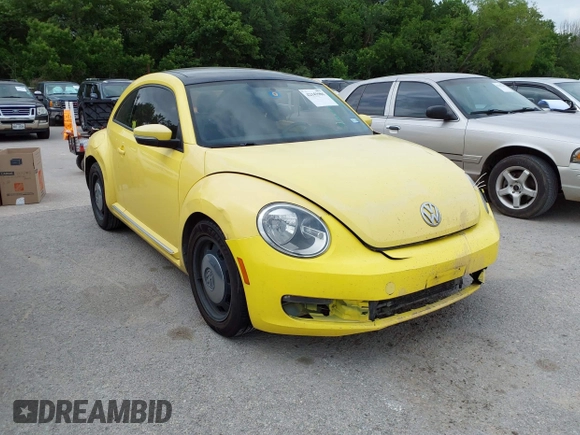2013 Volkswagen Beetle 2.5L w/Sun/Sound/Nav with VIN 3VWJX7AT2DM680808, listed as a IAAI auction lot 42141906 with 113,399 mi miles and . Bid and sale history available at DreamBid. Image 1.
