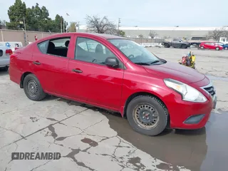 2015 Nissan Versa S Plus with VIN 3N1CN7AP9FL847956, listed as a IAAI auction lot 41846920 with 187,986 mi miles. Bid and sale history available at carsss.com. Image 1.
