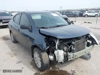 2015 Nissan Versa SV with VIN 3N1CN7AP3FL853347, listed as a IAAI auction lot 41741056 with 100,353 mi miles. Bid and sale history available at carsss.com. Image 1.