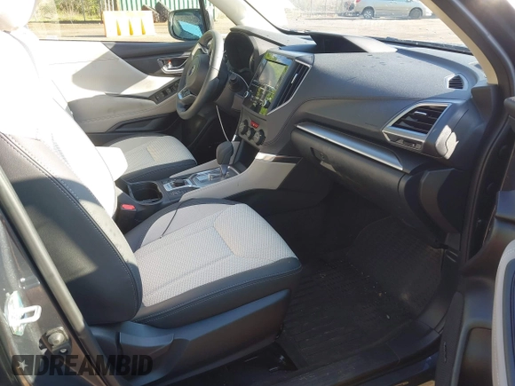 2024 Subaru Forester Premium с VIN JF2SKACC8RH509283, выставлен на аукционе IAAI как лот 42151924 с пробегом 10 593 миль миль и . История ставок и продаж доступна на DreamBid. Изображение 5.