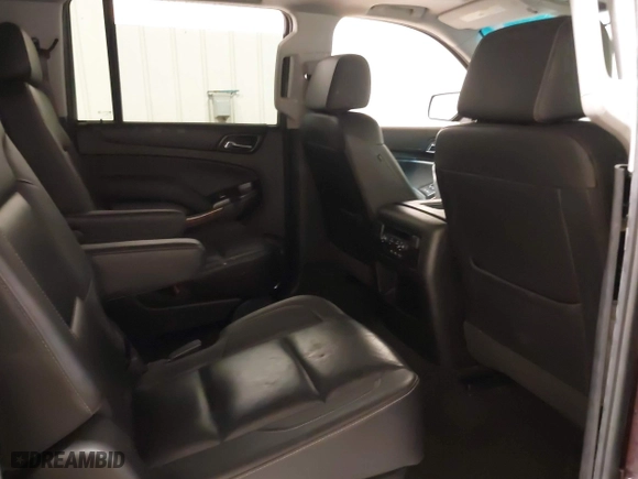2017 Chevrolet Suburban Premier with VIN 1GNSKJKC4HR302244, listed as a IAAI auction lot 40850765 with 180,694 mi miles. Bid and sale history available at carsss.com. Image 8.
