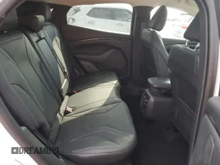 2023 Ford Mustang Mach-E Premium с VIN 3FMTK3SU1PMA16364, выставлен на аукционе Copart как лот 53627595 с пробегом 26 234 миль миль и Списание • Salvage title. История ставок и продаж доступна на DreamBid. Изображение 11.