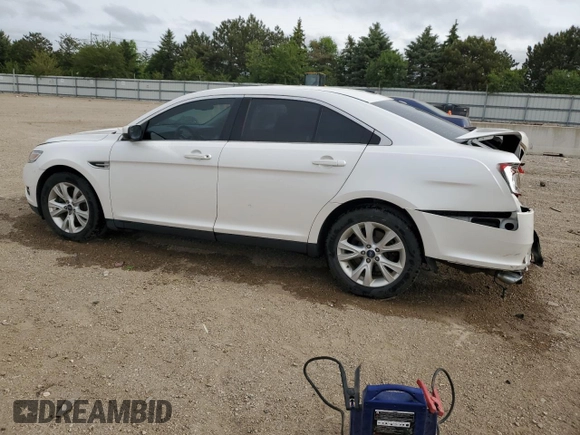 2012 Ford Taurus SEL z VIN 1FAHP2EW8CG138653, wystawiony jako Copart lot #56750215 z przebiegiem 159 631 mil mil oraz Szkoda całkowita • Salvage title. Historia ofert i sprzedaży dostępna na DreamBid. Obrazek 2.
