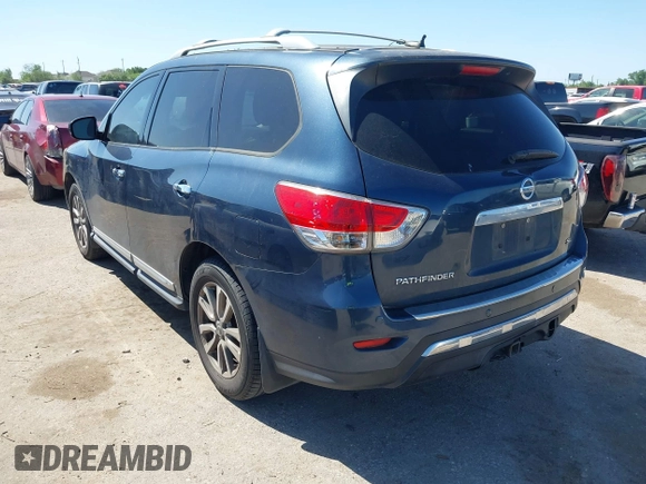 2014 Nissan Pathfinder SV with VIN 5N1AR2MN9EC687010, listed as a IAAI auction lot 41982320 with 173,138 mi miles. Bid and sale history available at carsss.com. Image 3.