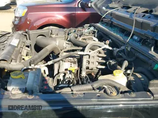 2007 Jeep Wrangler Unlimited Sahara z VIN 1J8GA59167L207644, wystawiony jako IAAI lot #43143110 z przebiegiem 92 971 mil mil oraz . Historia ofert i sprzedaży dostępna na DreamBid. Obrazek 19.