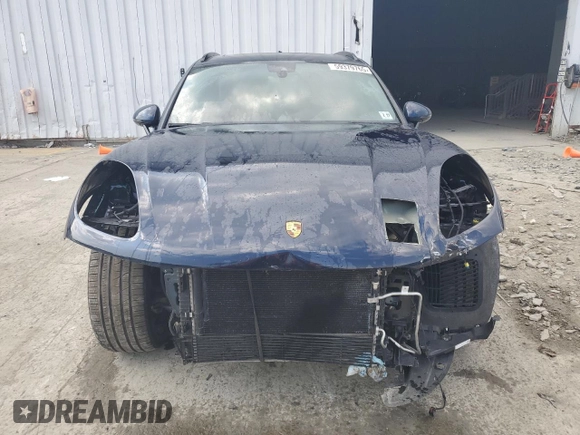 2022 Porsche Macan Turbo with VIN WP1AF2A56NLB30555, listed as a Copart auction lot 59379765 with 36,129 mi miles and Salvage title. Bid and sale history available at DreamBid. Image 5.