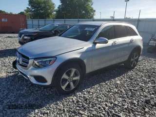 2018 Mercedes-Benz GLC 300 z VIN WDC0G4JB4JV037585, wystawiony jako Copart lot #51843275 z przebiegiem 132 332 mil mil oraz Szkoda całkowita • Salvage title. Historia ofert i sprzedaży dostępna na DreamBid. Obrazek 1.