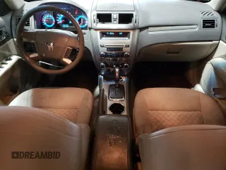 2010 Ford Fusion SE z VIN 3FAHP0HA3AR428776, wystawiony jako Copart lot #56866675 z przebiegiem 255 269 mil mil oraz Czysty tytuł • Clean title. Historia ofert i sprzedaży dostępna na DreamBid. Obrazek 8.